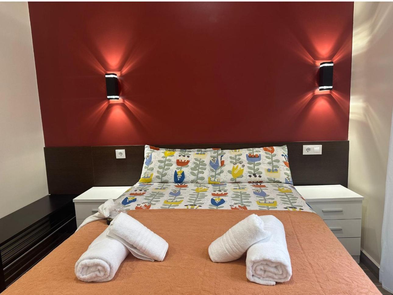 Hostal “ Infantas” 马德里 外观 照片